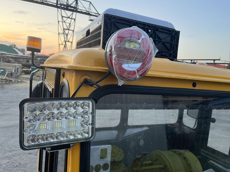 Продам кабину к700