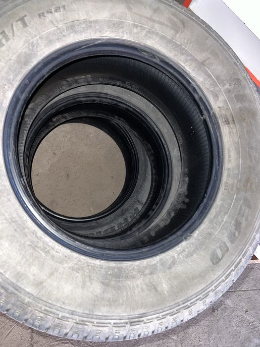 Продам шины бу от машины прадо