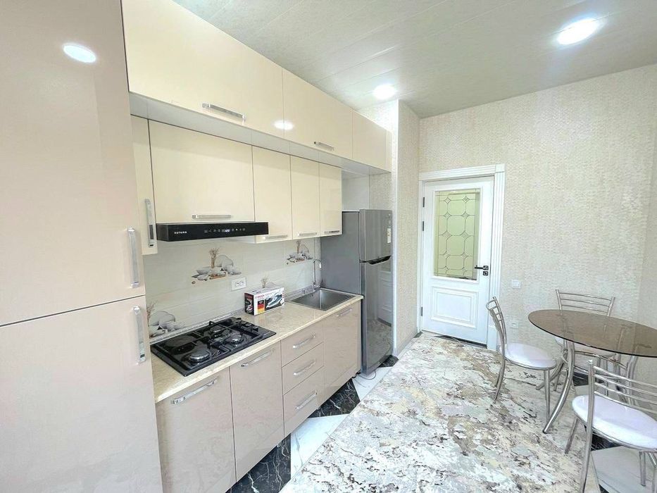 Gofur gulom park navastroyka