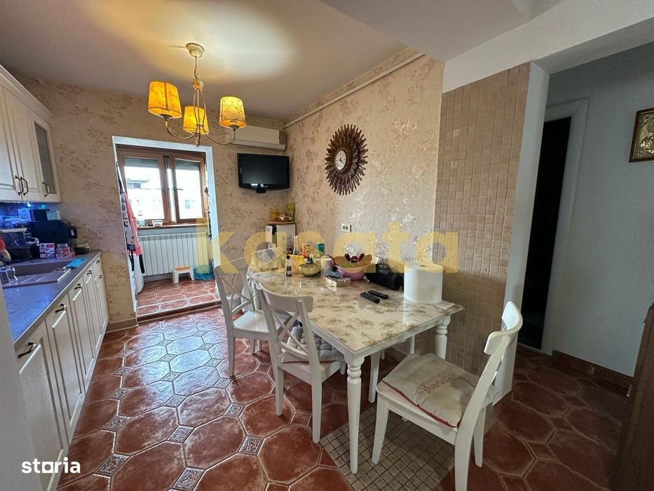 3 Camere