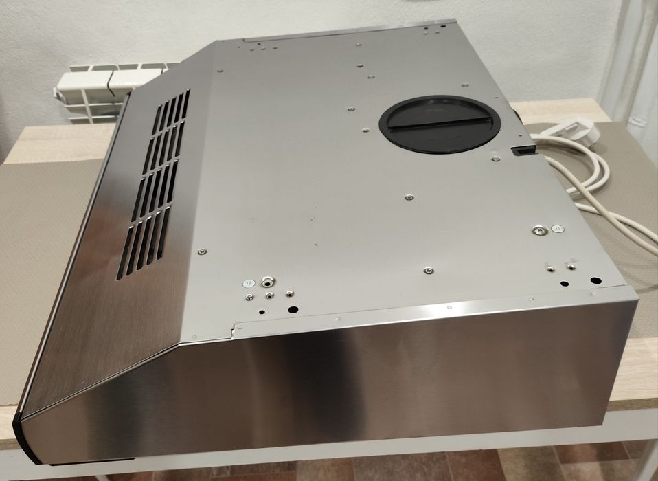 Вытяжка Bosch DHU665CQ