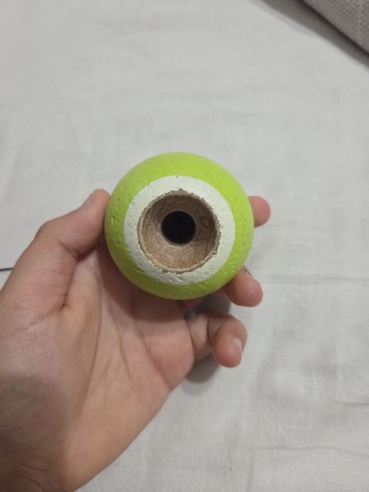 Kendama ( ken broken shape si tama one kendama)
