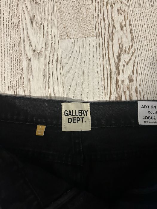 Blugi gallery dept