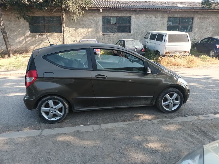 Dezmembrari  Mercedes-Benz A-CLASS (W169)  2004  > 2012 A 150 (169.03