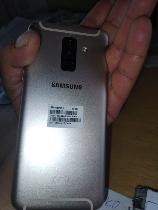 Самсунг Галакси А6+ 60евро