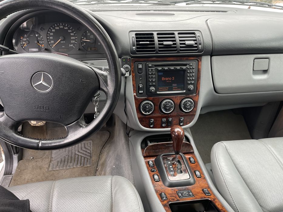 Mercedes ML400 w163 autoutilitara usor avariat