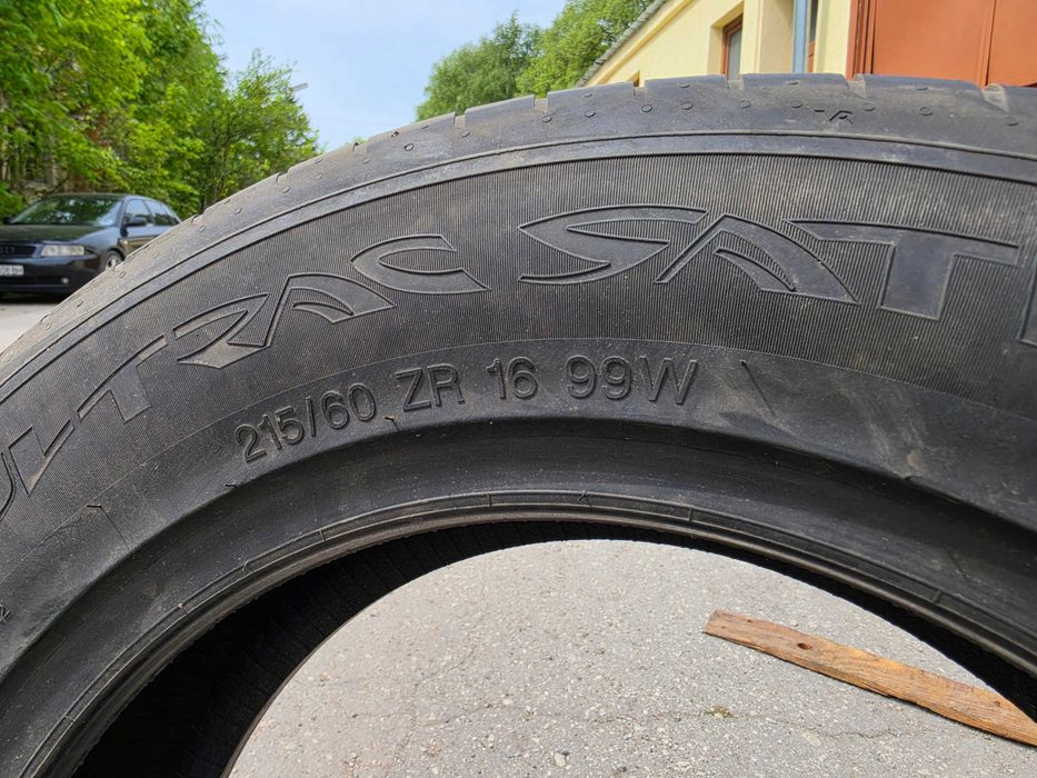 2 бр. летни гуми 215/60/16 Vredestein 6 mm DOT 0919