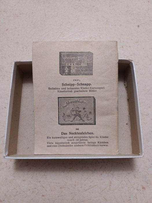 Стари карти за игра ELFER RAUS