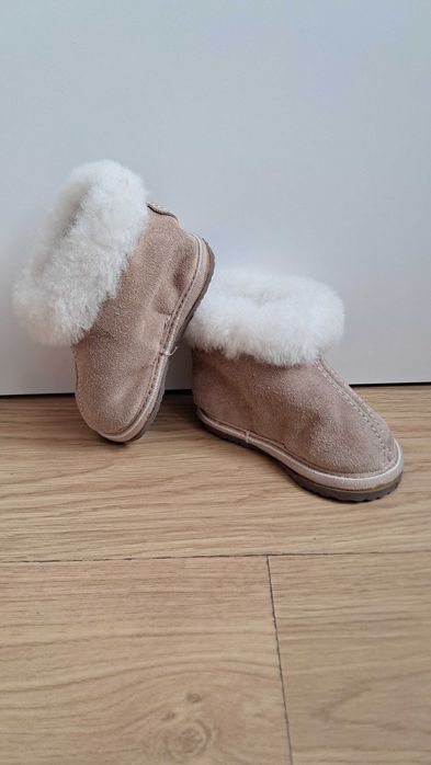 Пантофи детски кожени