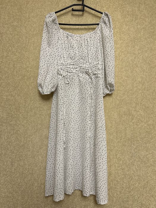 Женские платья.