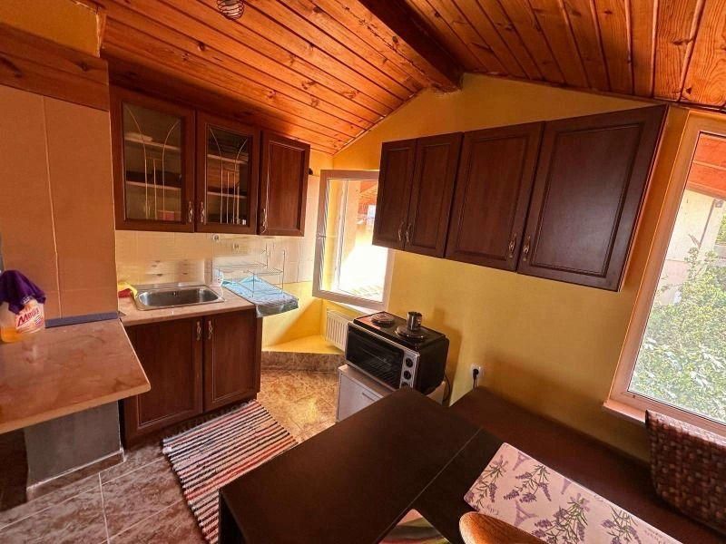 Дава се под наем Етаж от къща в София, Симеоново - 70 кв.м за 458.49 € - Снимка #2