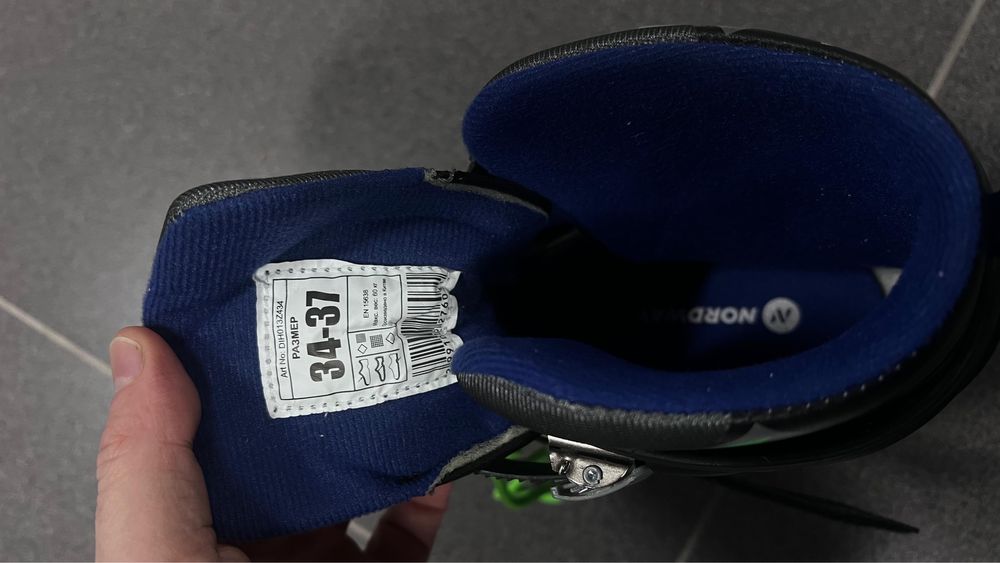 Продам коньки !