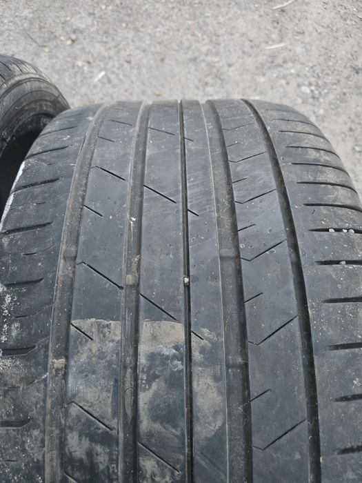 Продам пару 295/35/20
