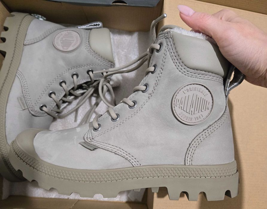 Туристически обувки Palladium