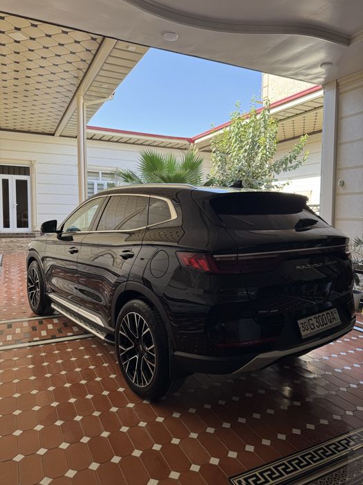 BYD song plus AWD