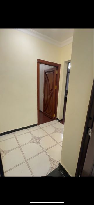 Сдается 2 ком квартира Мархабо. г.Самарканд