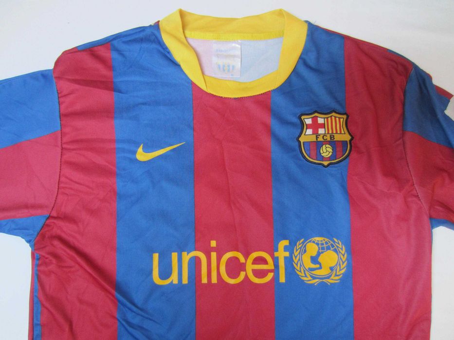 Tricou fotbal copil, Messi, Barcelona, masura S, Nike poliester produs oficial Barcelona stare f. buna
