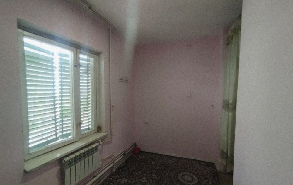 Srochno Kvartira sotiladi  uy egasidan 1*2/8/9