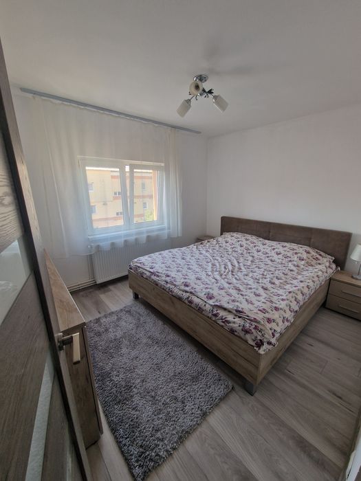 Apartament De Vanzare !!!