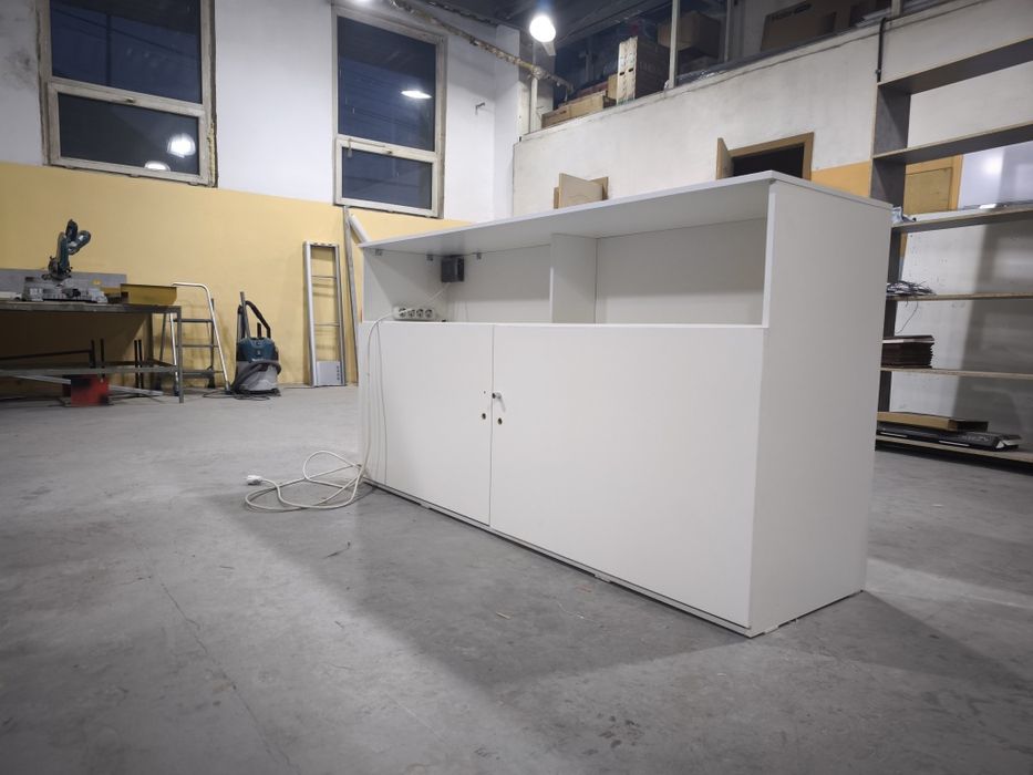 Продам ресепшн б/у