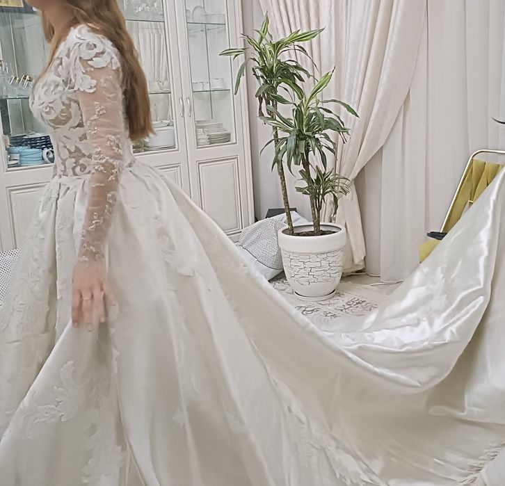 Свадебные платья