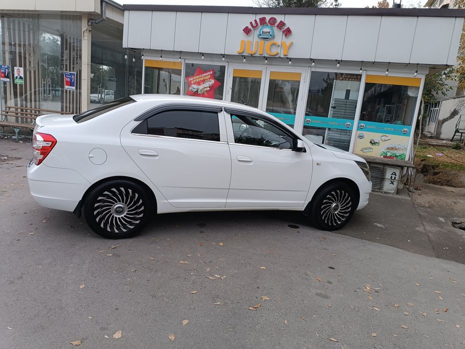 Diska maybach 215/55/17 xolati alo yengi