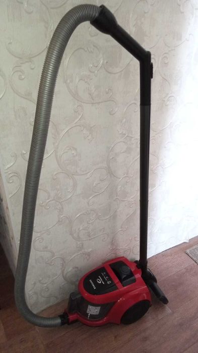 Продается    пылесос