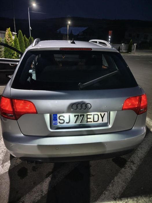 AUDI A4 0 — imagine 3