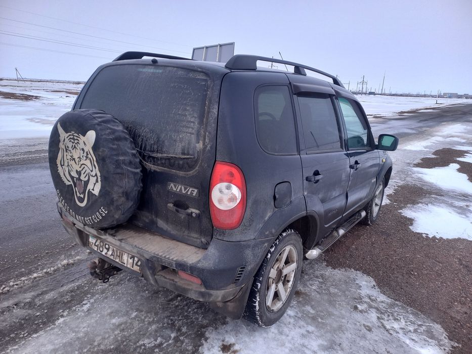 Продам ниву шевролет