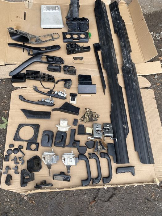 Продам пластик салона, мелочь пассат б4