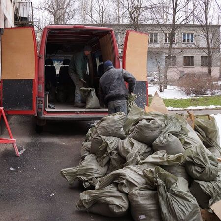 Вывоз мусора ТБО недорого грузчик