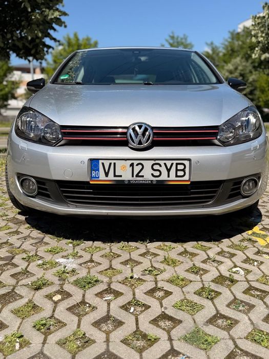 VOLKSWAGEN Golf 2012