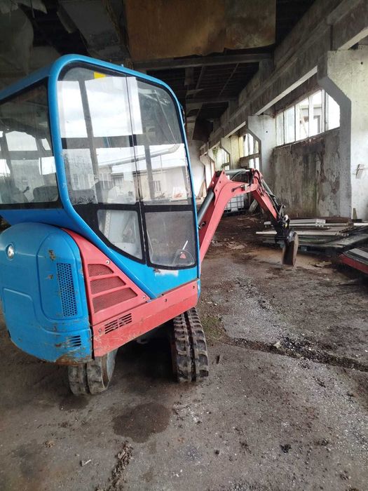 Багер Wacker Neuson
