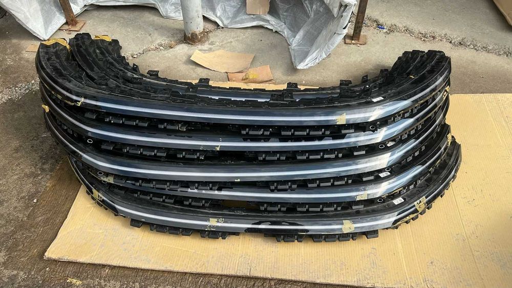 Фара верхний Дхо молдинг на капот Hyundai Soanta 23-24 Соната 23-24