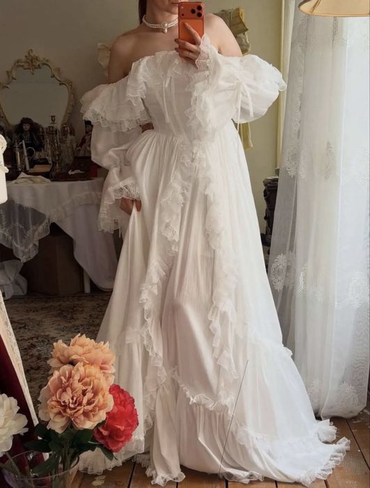 Свадебное платье