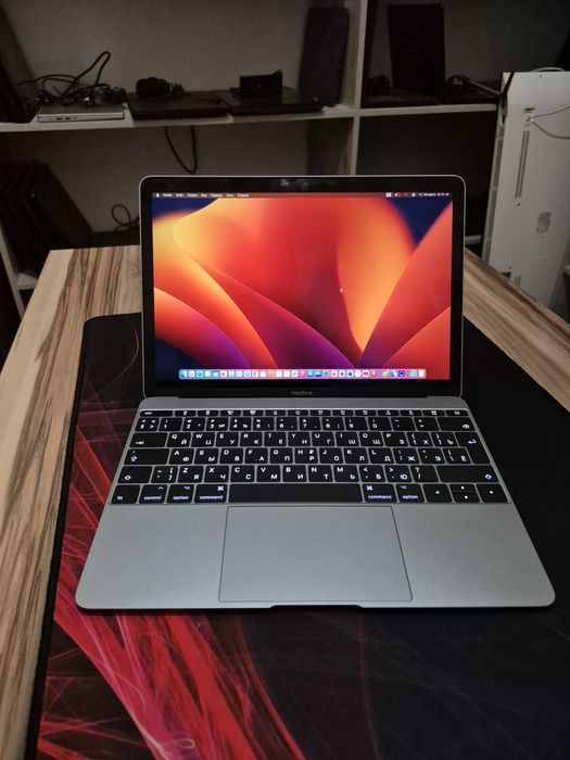 Mackbook Air Retina 2017 года Core M3