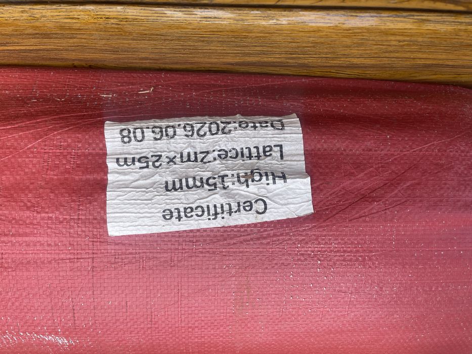 Продам искуственный газон новый