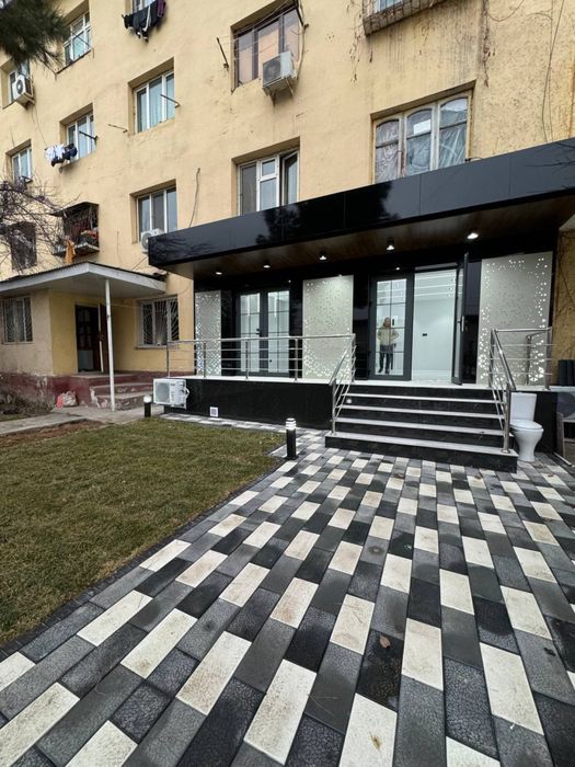 Аренда Бадамзар Мечеть комерция