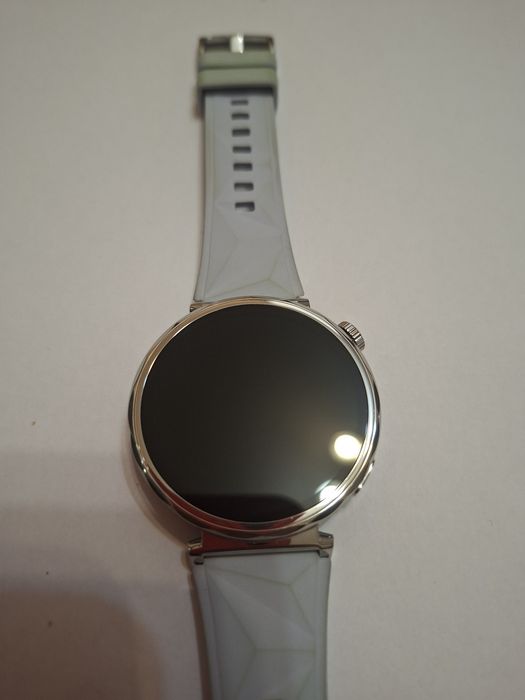 Продавам Huawei watch gt5 41mm