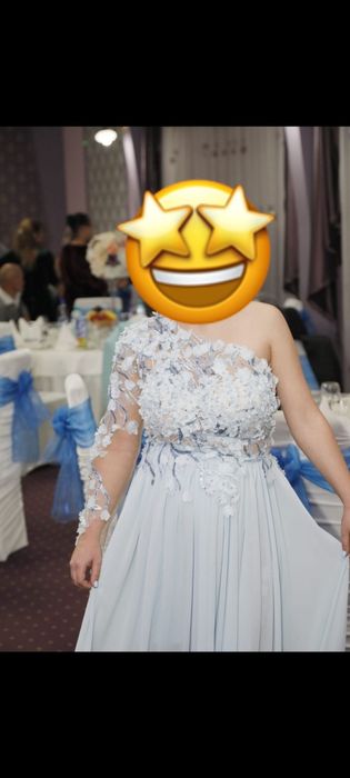 Vand costum de ocazie si rochie de ocazie