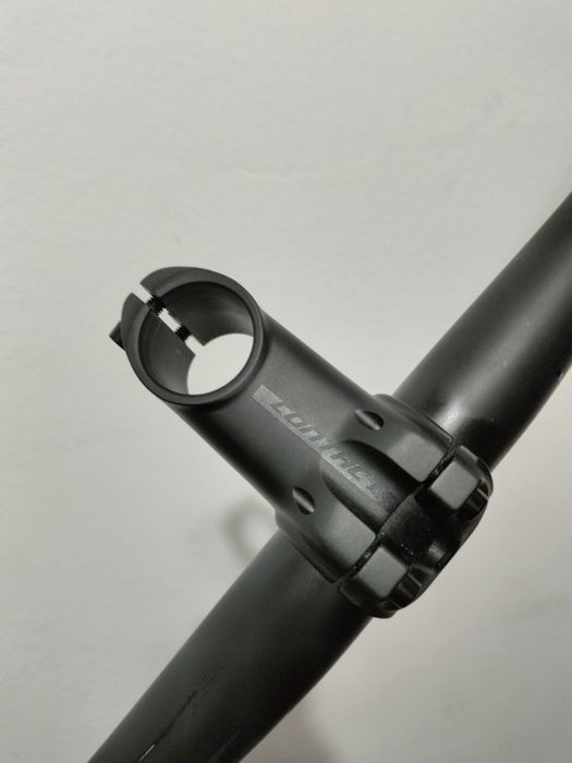 Карбоновый руль и вынос