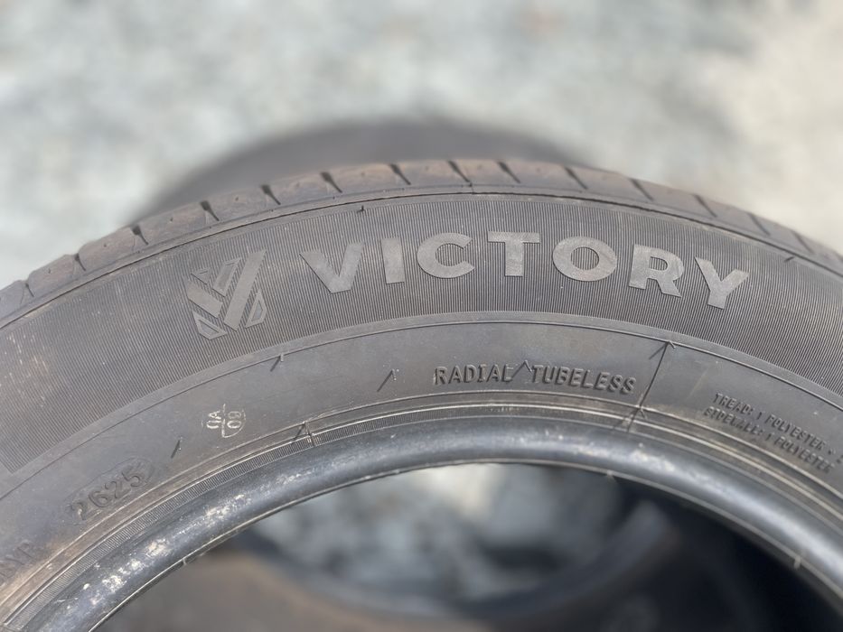 2X 205/60r15 VICTORY road hp