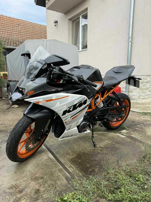 KTM RC390 – 2015 – 25.656 km – În stare foarte bună
