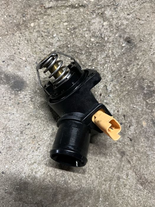 Пежо 207 (На части)