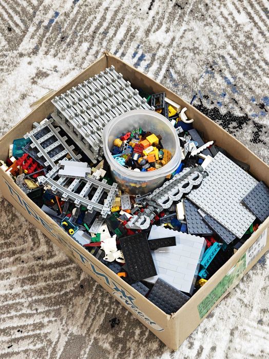 Продам LEGO детали на вес — 6,8 кг