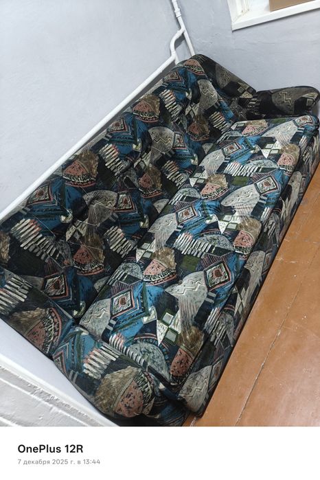 Диван в хорошем состоянии
