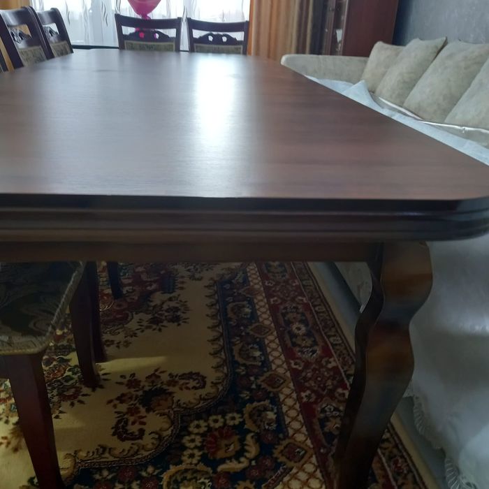 Продаётся гостевой стол