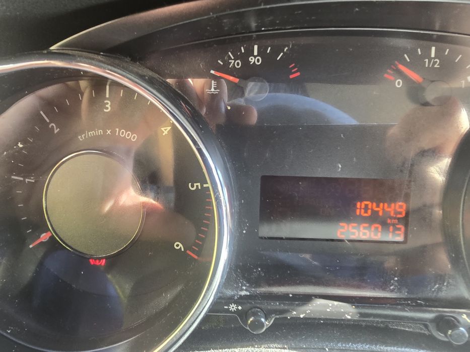 PEUGEOT 5008 2011 — imagine 4
