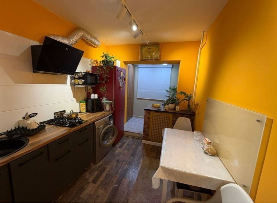 Космонавты? Цум, Юнус раджаби, 1 комнатная квартира отлично под аренду