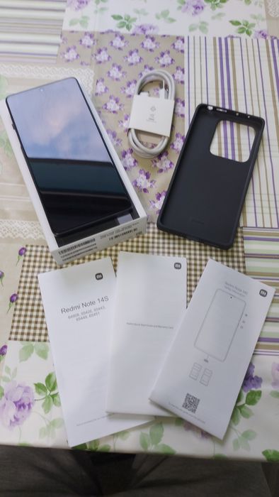 Продавам телефон Redmi Note 14S